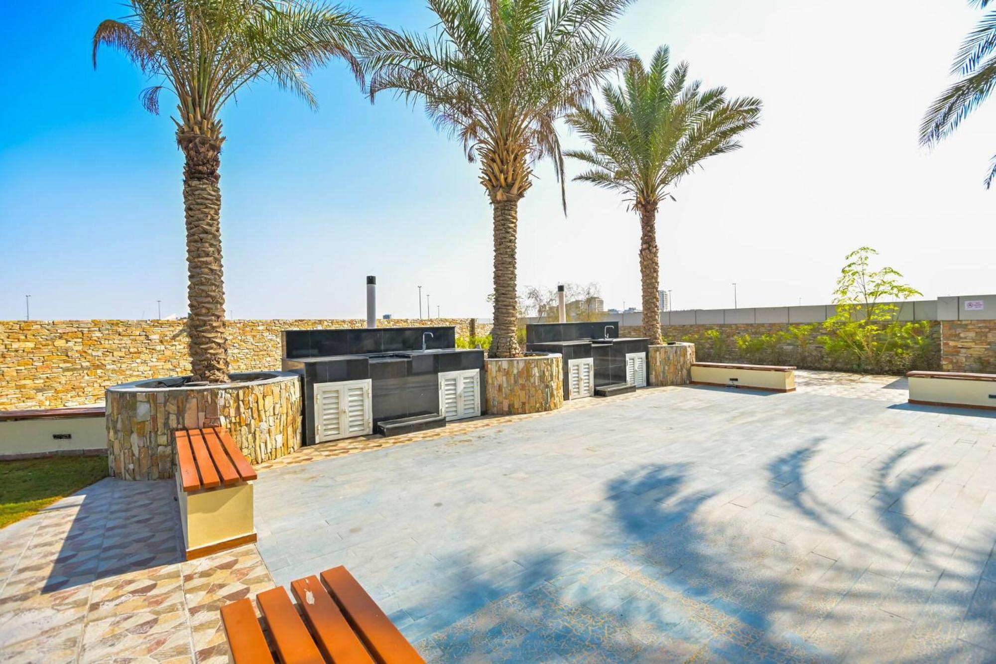 Boulevard - Modern In Jvt W High-end Gym & Pool Apartment *