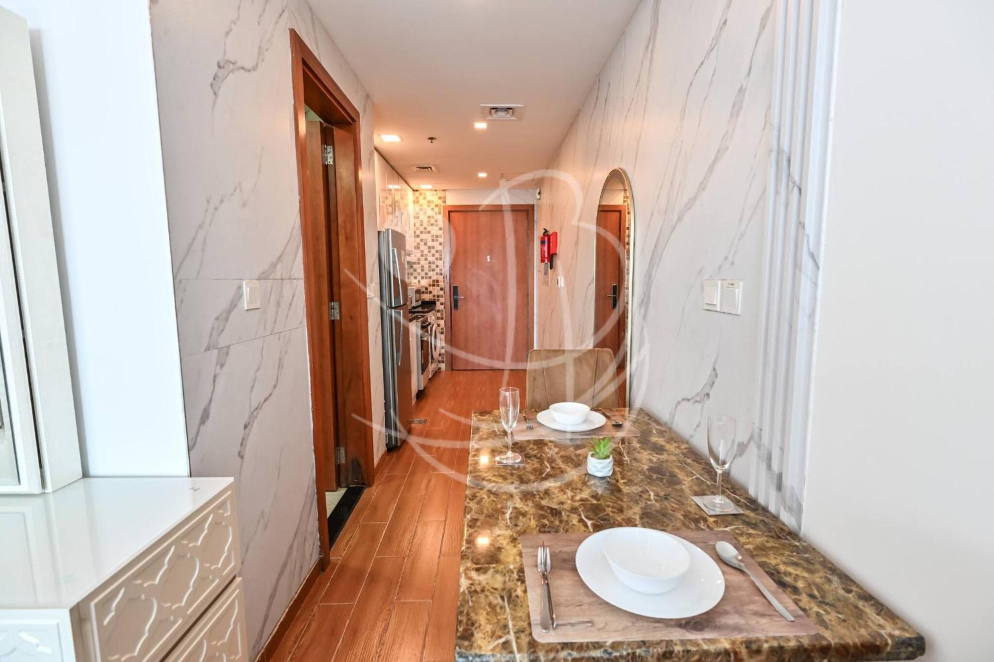 Boulevard - Modern In Jvt W High-end Gym & Pool Apartment Dubai